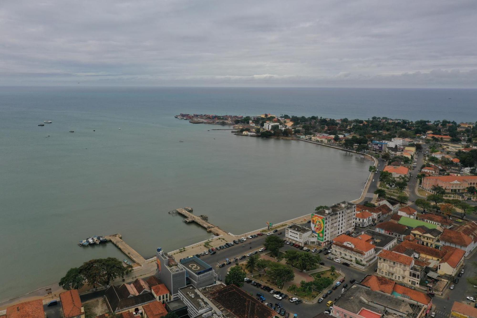Residencial Avenida Geovanni Σάο Τομέ Εξωτερικό φωτογραφία